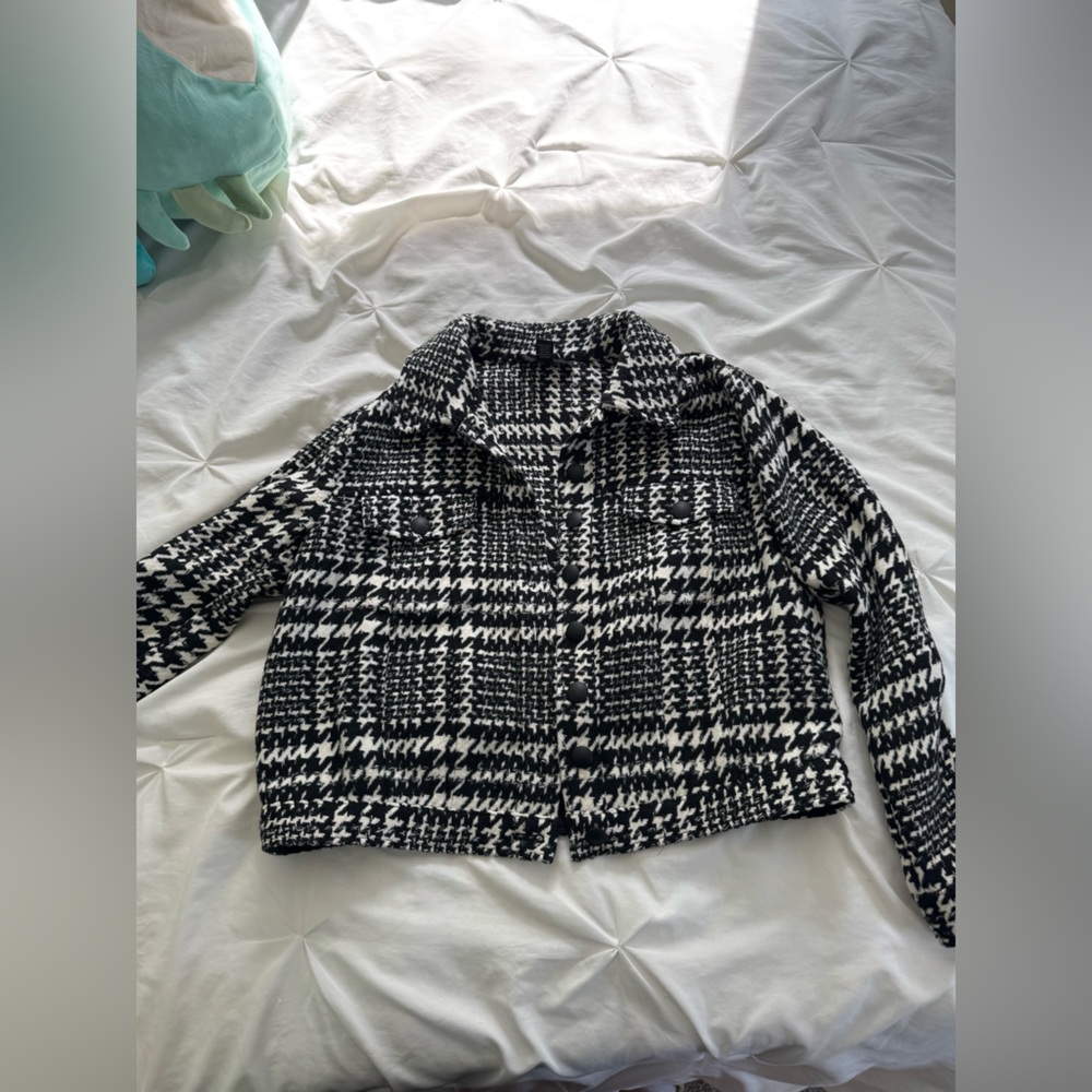 Forever 21 Monochrome Houndstooth Jacket